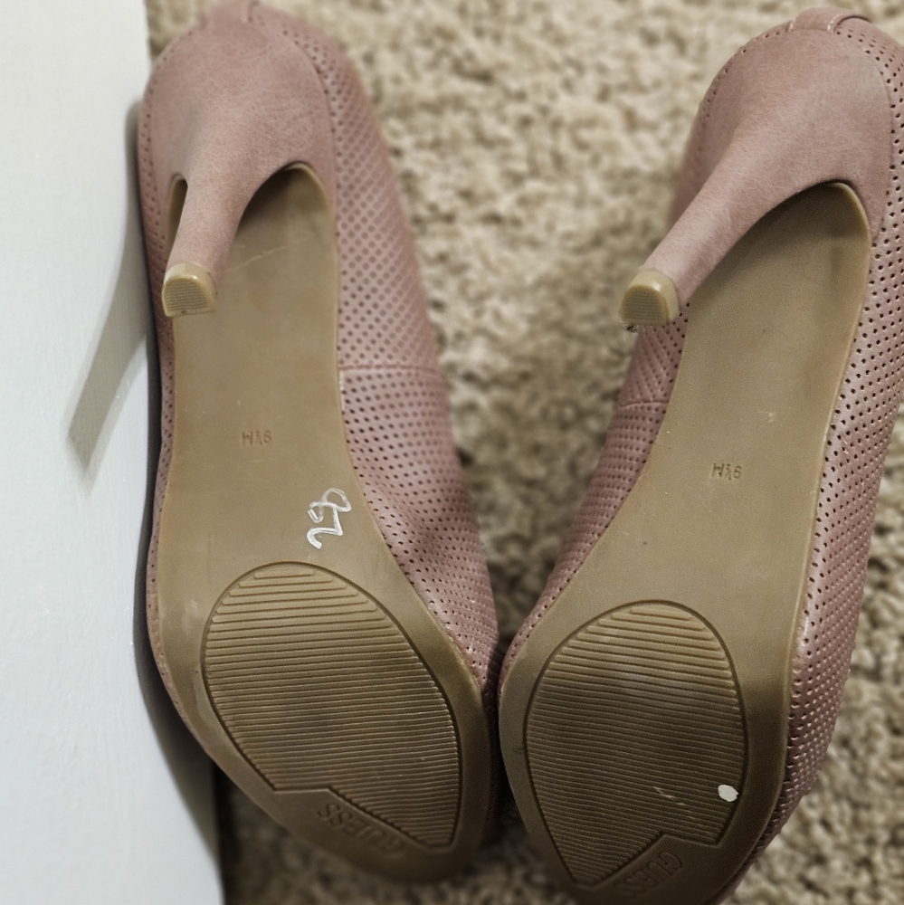 Peep toe 3 inch heels